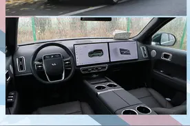 将6座豪华SUV重新定义 试驾体验理想L8图片