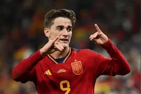 世界杯美男云集：18岁中场领袖出世，这颜值谁顶得住？C罗靠边站吧图片