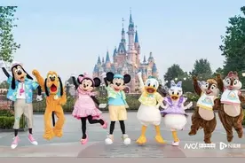 上海迪士尼乐园11月25日重新开放，OTA访问量暴涨5倍图片