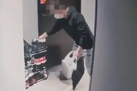 奇葩！男子偷鞋竟为了“减压”？图片