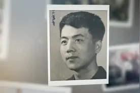 用油彩凝固历史瞬间孙立新图片