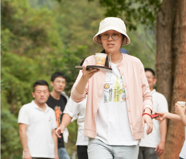 �������� �Ž����������������ſ�չ���⻧��ʵ���