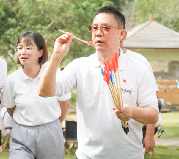 �������� �Ž����������������ſ�չ���⻧��ʵ���