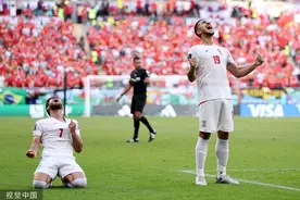 伊朗补时连进两球！2-0击败威尔士，红龙门将被红牌罚下图片