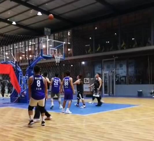 ��ΪȺ�ڰ�ʵ�¡��������� | ֥������������ �ḻȺ������