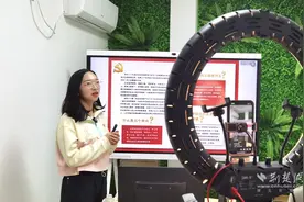 汉阳华园社区直播互动答题 助力党的二十大精神深入人心图片