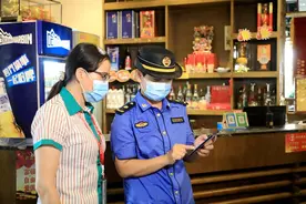 寻找武汉最美城管人｜城管路长”占见英：服务群众“有呼必应”，汉阳居民习惯有事就找她图片