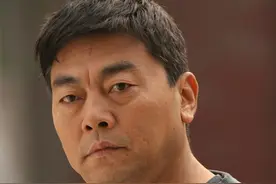 追忆李靖飞：低调敬业为演张飞增重数十斤，与“关羽”系挚友图片