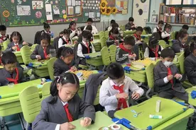 属于孩子们的世界杯！杭州一小学学生制作创意乐器为世界杯喝彩图片