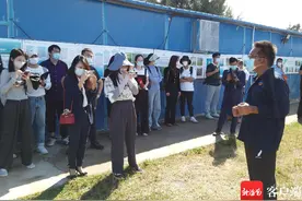 省内外媒体采访团探访海南昌江核电厂：核电温排水可培育白蝶贝图片