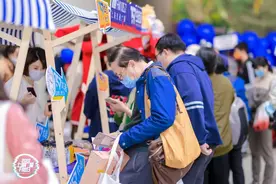 上海广播听众开放日：参观上海广播博物馆、偶遇主持人图片