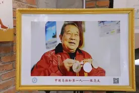 “中国马拉松第一人”张亮友：奔跑一生，停步在这个冬天｜逝者图片