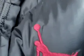 哈？AJ的飞人标一直都是4根手指？图片