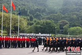 香港民安队举行70周年大会操 全面采用中式步操图片
