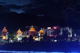 桑谷沟深乱石险，巧拓树芯治山滑——记北京林业大学马超团队扎墨公路泥石流考察图片