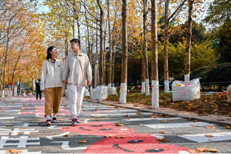 来，快收好这份爱情路打卡攻略