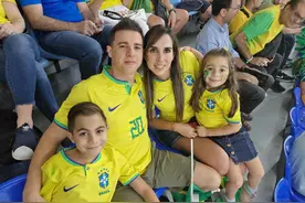 前线｜请假半个月，吃住在邮轮……巴西一家四口看世界杯要花多少钱图片