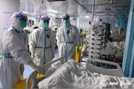 成功治愈超高龄合并基础疾病患者，百岁老人康复出院图片