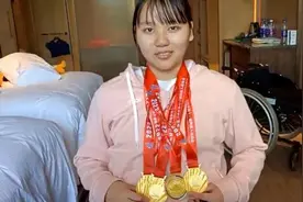 双腿残疾女子湖南省残运会夺四金，教练：她敢于拼搏，不认输视频封面