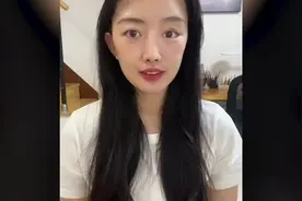 90后女孩车祸失去右眼后当义眼师：想帮更多人恢复自信图片