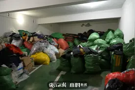 8000元一件的“始祖鸟”羽绒服，直播间只卖800元？图片
