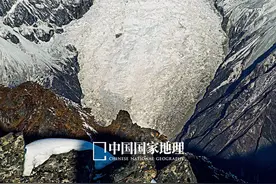 海螺沟大冰瀑断了？图片