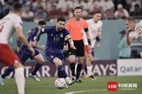 梅西失点！阿根廷2-0击败波兰，两队携手晋级16强图片