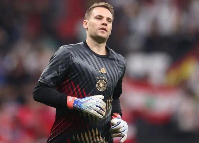 墙裂推荐(德国队诺伊尔图片)德国国家队门将诺伊尔"春花秋月&