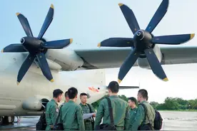 战备不停歇！深海“猎鲨”人，搜捕水下“幽灵”图片