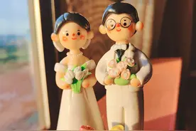幼时失去右手，湖南90后妈妈做陶偶月入10万：常带女儿助残图片