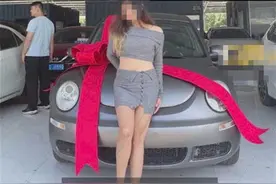 00后女大学生做宿舍美甲月入过万，是创业榜样还是不务正业？图片