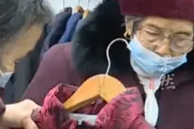 卖羽绒服还债的92岁“诚信奶奶”，10年还清2077万债务图片