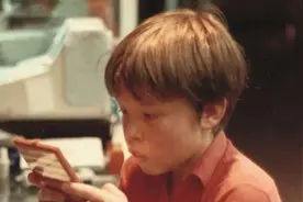 “侃爷”猜测马斯克有一半中国血统，本尊回应：这是赞美视频封面