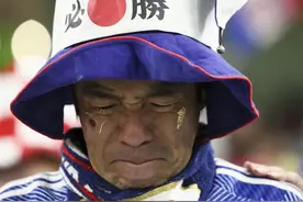 昨夜今晨：五星巴西4比1横扫韩国致敬球王贝利，神奇门将三扑点球气走日本队图片