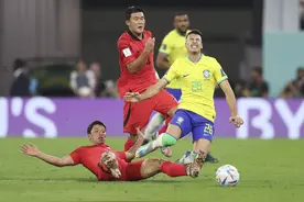 （卡塔尔世界杯）足球——八分之一决赛：巴西胜韩国图片