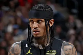 克拉克森因将头带扔到观众席被罚款1.5万图片