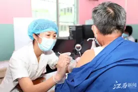 江西疾控专家提醒：老年人如若适合接种新冠疫苗应做到“应接尽接”图片