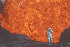 《火山挚恋》：爱彼此，爱火山，更爱人类图片