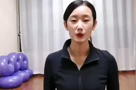 果然视频｜大家一起动起来，跟着瑜伽老师学习健身知识吧图片
