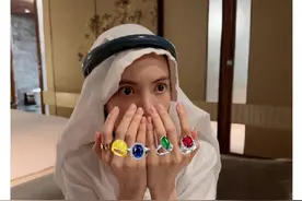 头巾惹祸？金晨回应模仿卡塔尔小王子风波：人类何必为难人类图片