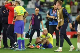 巴西过去六次世界杯淘汰赛面对欧洲球队全败，上次赢是02年图片