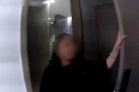 奇葩！小伙赌博拿不到钱打110找民警“主持公道”？图片