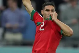 伪球迷装X手册丨为什么阿什拉夫是“摩洛哥第一深情”？姆巴佩有话说图片