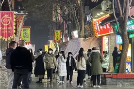 「重燃夜经济」山东济南：逛逛夜市小吃街 你的“吃货DNA”动起来了吗图片