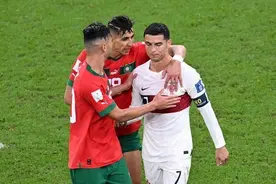 海报鉴赏｜卡塔尔世界杯四强出炉，首场半决赛下周三进行图片