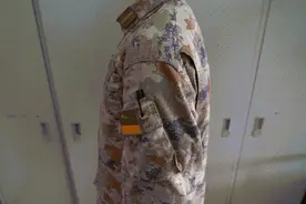 21式作训大衣，换上了图片