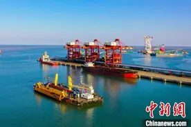 航拍江苏滨海古黄河入海口：“丑滩薄水”变身黄金海岸图片