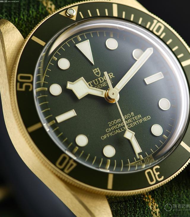 ����2��3�򼶱𣬵۶桰���롱����ʿ10����