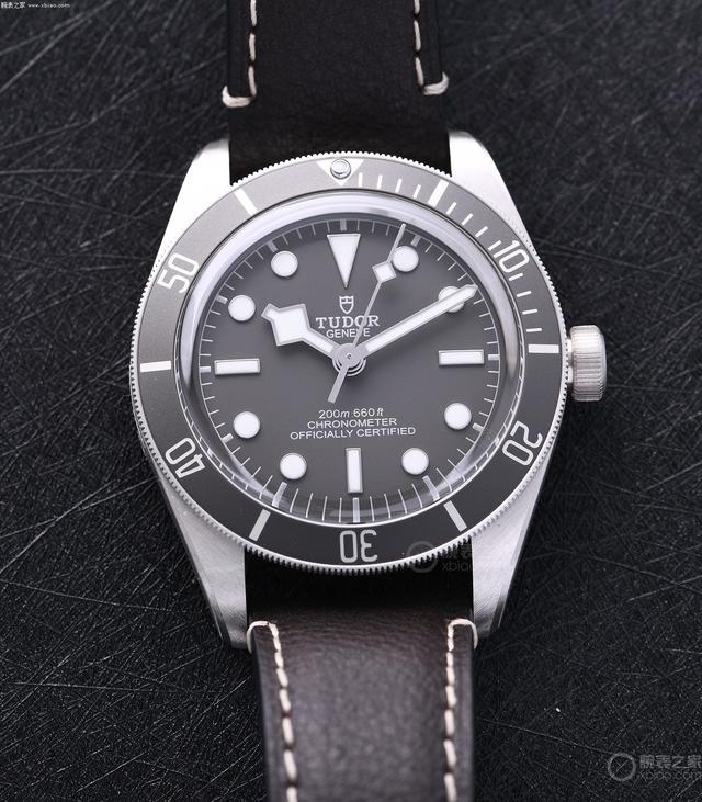 ����2��3�򼶱𣬵۶桰���롱����ʿ10����