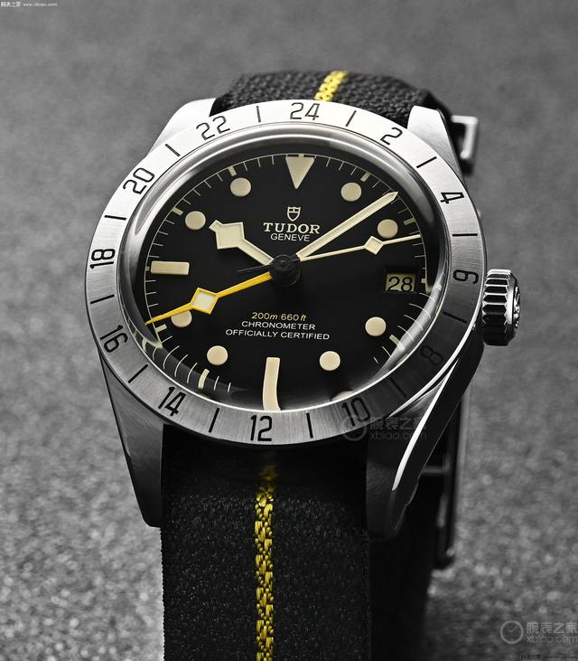 ����2��3�򼶱𣬵۶桰���롱����ʿ10����